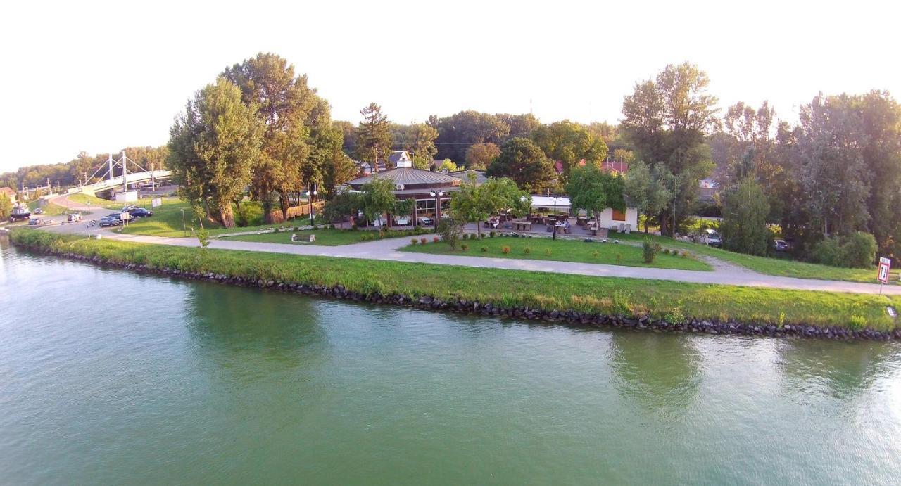 River Lodge Wien Exteriör bild